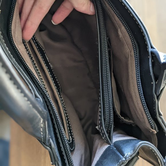 Classic London Fog Black Satchel - Picture 4 of 7